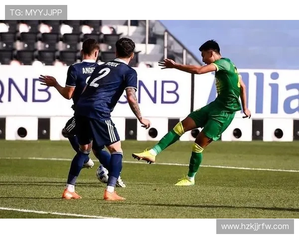 金玟哉本赛季拦截数据领跑联赛,展现顶级防守能力 金玟哉本赛季拦截数据领跑联赛,展现顶级防守能力