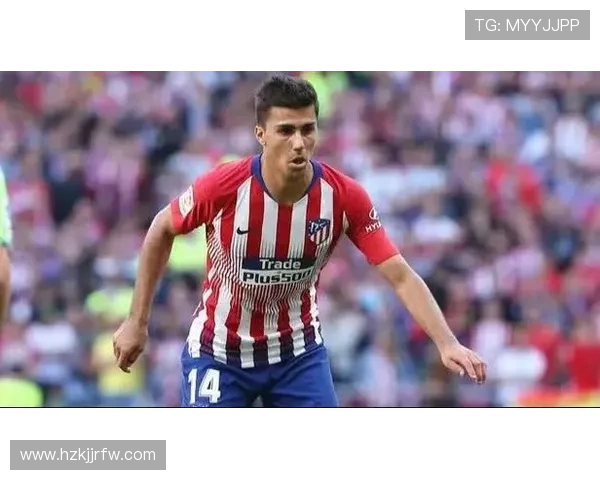 赖斯与顶级后腰对比：谁是世界第一？