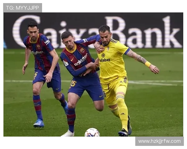 伊布拉希莫维奇近期状态回暖与竞技表现提升分析 伊布拉希莫维奇近期状态回暖与竞技表现提升分析