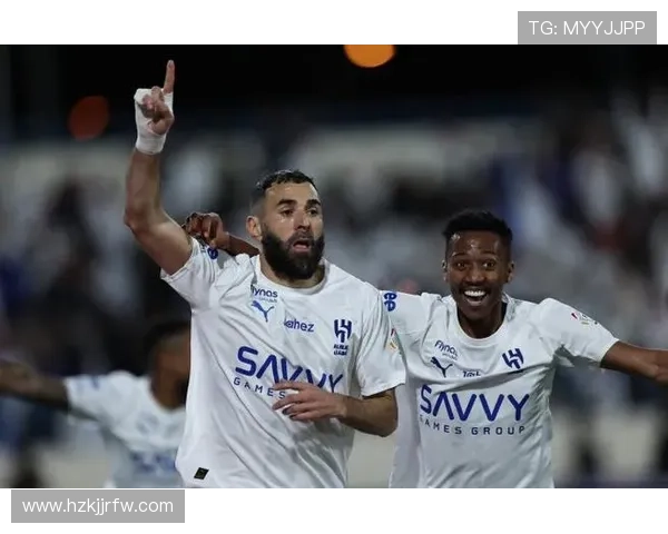 本泽马数据为何不亮眼:终结效率与战术角色解析 本泽马数据为何不亮眼:终结效率与战术角色解析