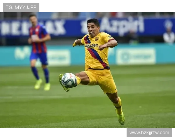 苏亚雷斯训练完直接去超市抢打折牛排，这反差谁懂